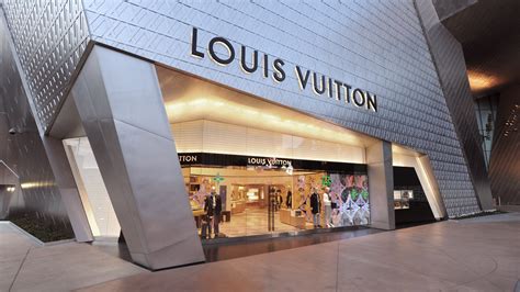 louis vuitton hawaii stores|louis vuitton las vegas outlet.